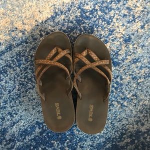 Teva criss-cross platform flip flops